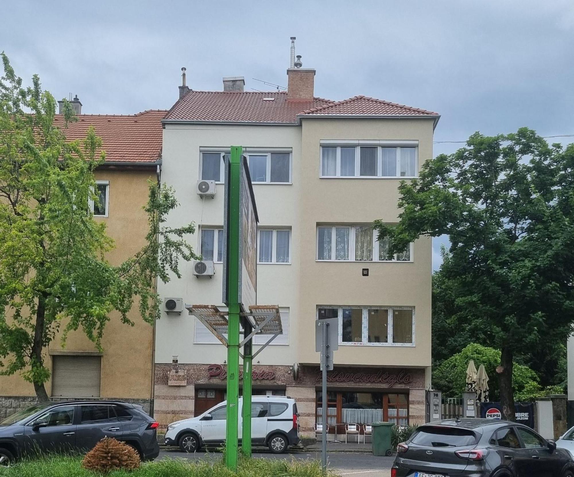 Mgtels Apartman - With Private Parking Budapešť Exteriér fotografie