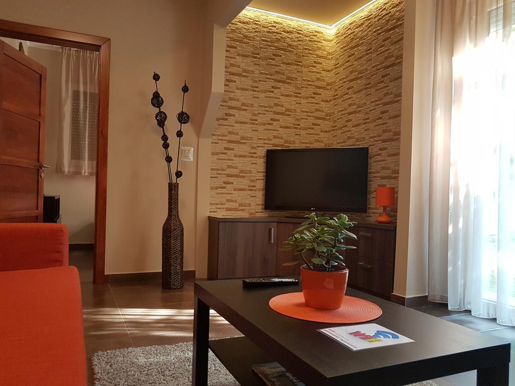 Mgtels Apartman - With Private Parking Budapešť Exteriér fotografie